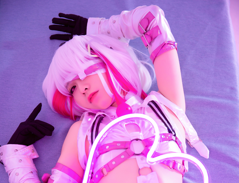 G44 不会受伤演绎珀尔诺：二次元角色的别样诠释